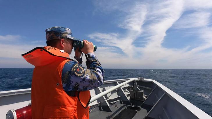 按下葫芦起来瓢，美日澳在南海搞事，关键时刻中国“测试”电磁炮