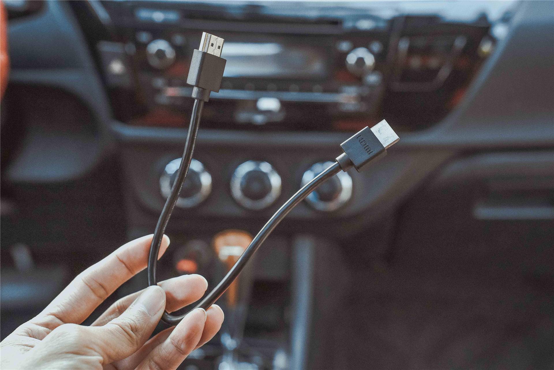 智能电视盒子评测_投影电视荣耀盒子上怎么下载应用_腾讯极光盒子3mini