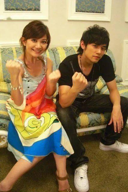 梁静茹与李宗盛的音乐之路_梁静茹金曲奖落败经历_遇见 梁静茹 歌词