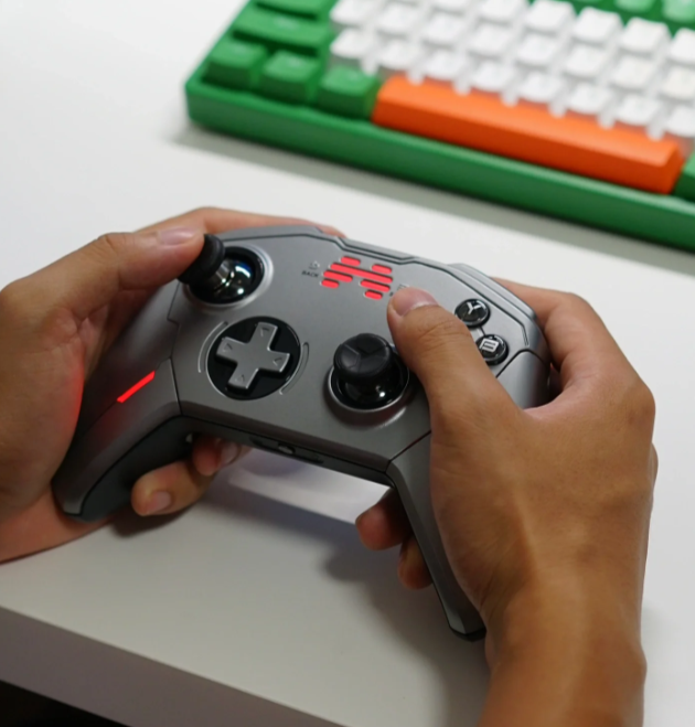 游戏手柄性价比排行_北通斯巴达3手柄评测_手柄格斗游戏