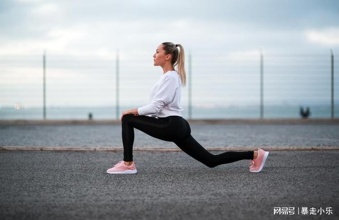 女性职场发展隐形阻碍_女性应对现实困境策略_人脉圈子图片