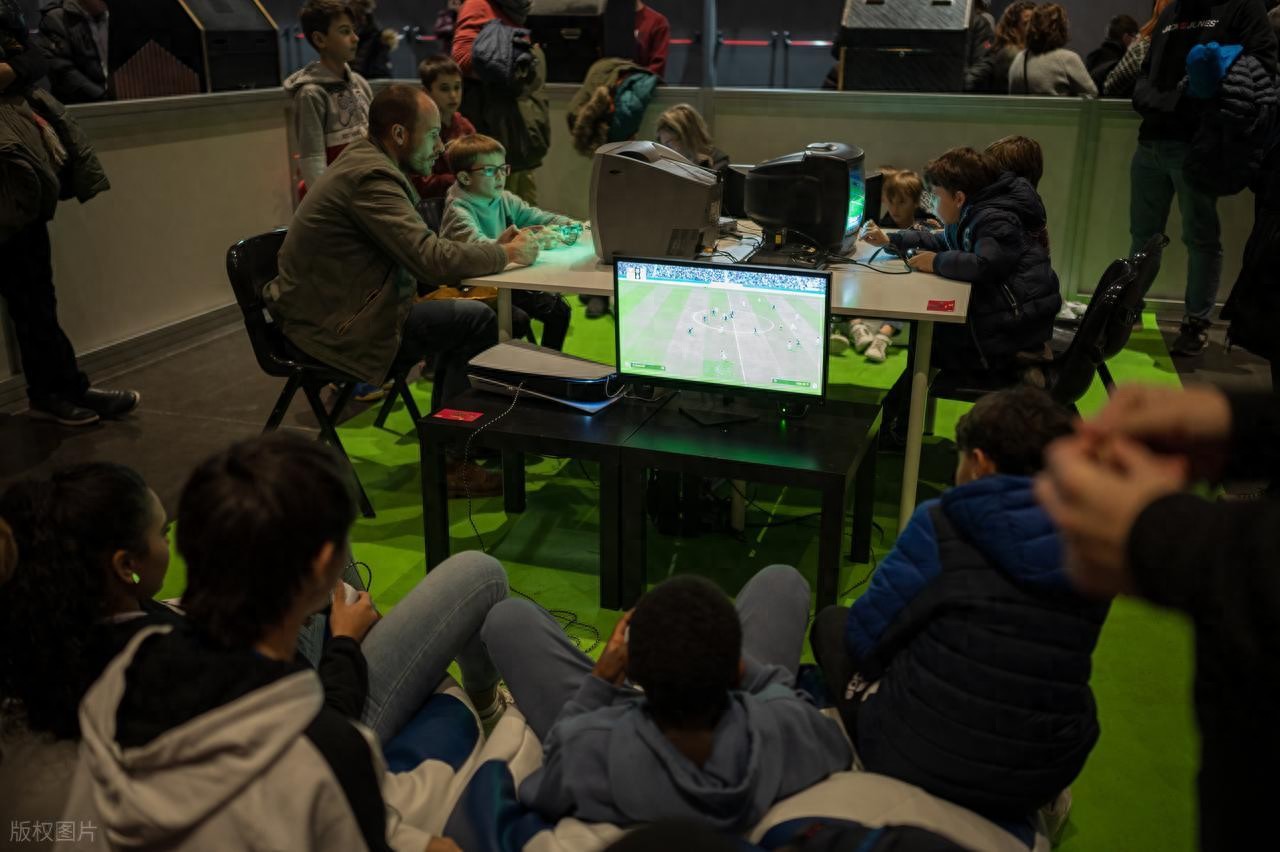 游戏有潜力还是电商更赚钱呢？