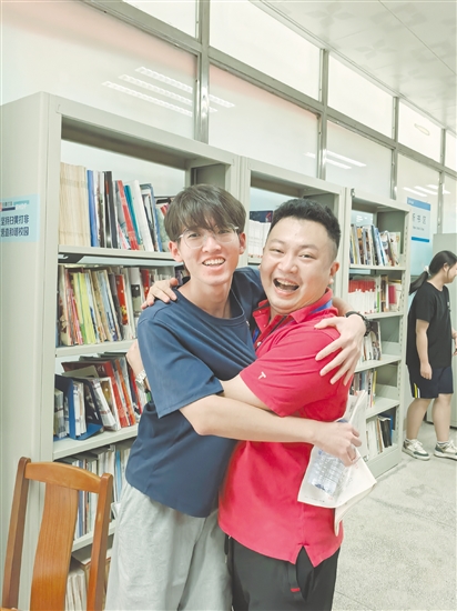 2025年高考圆满落幕 梦想与奋斗交织 温暖与祝福相伴