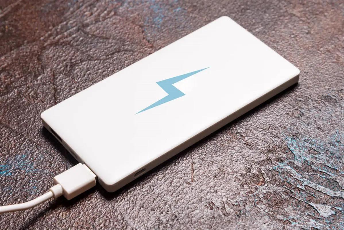 无线充电电动汽车_无线电能传输的生活应用_微波无线电能传输技术