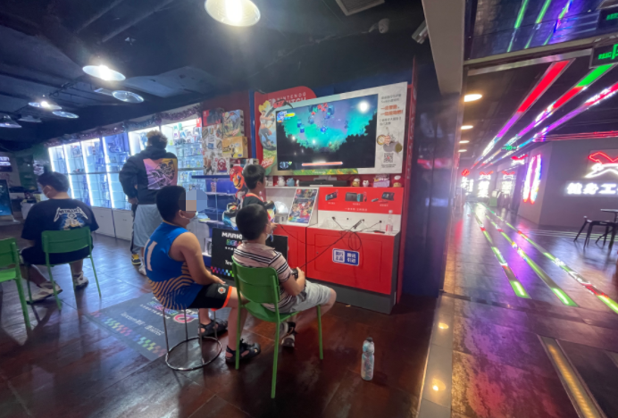 主机游戏不限时、单机游戏缺监管，如何防未成年玩家钻空子？