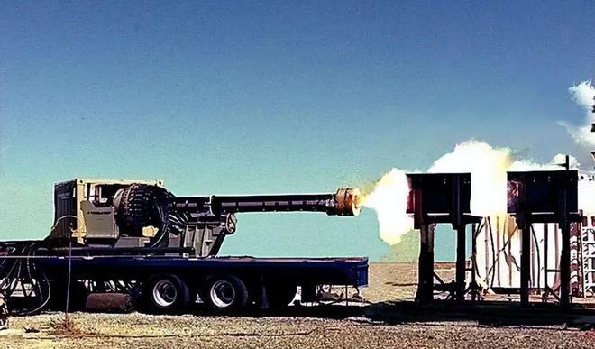 电磁弹射工作原理_电磁炮发射技术_电磁炮生活应用