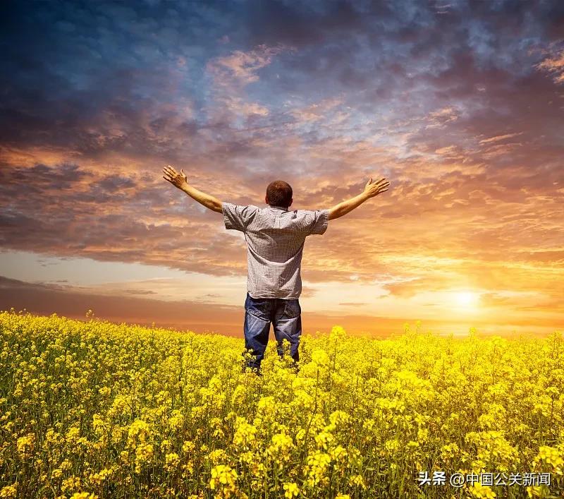 蔡格尼克效应生活应用_童心经济 营销策略 蔡格尼克效应_童心消费市场分析 萌系周边经济效应