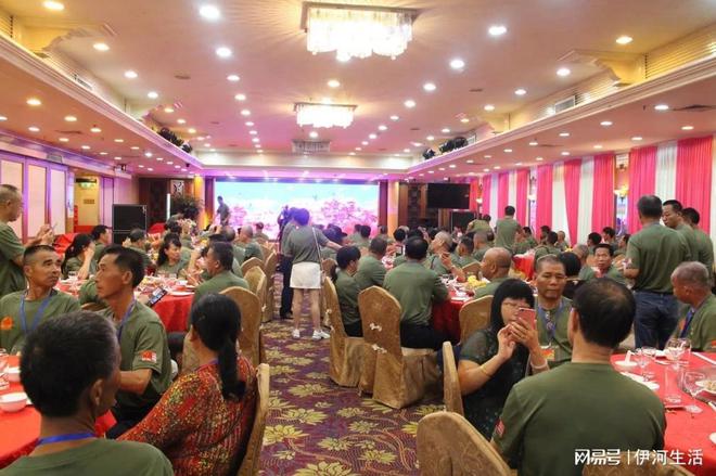 战友聚会捐款争议_退伍兵战友聚会变迁_一五七医院战友通讯录