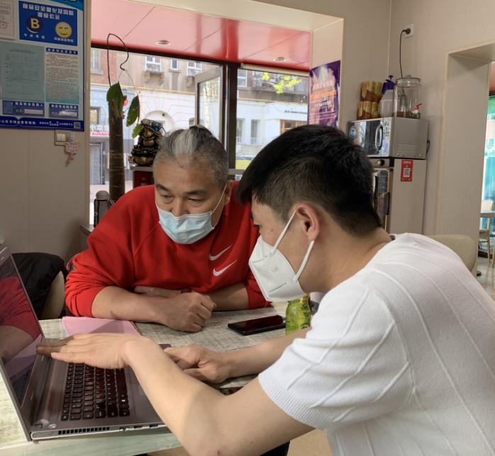 沈阳餐饮外卖火爆_沈阳哪里有情侣餐厅_沈阳餐饮直播带货