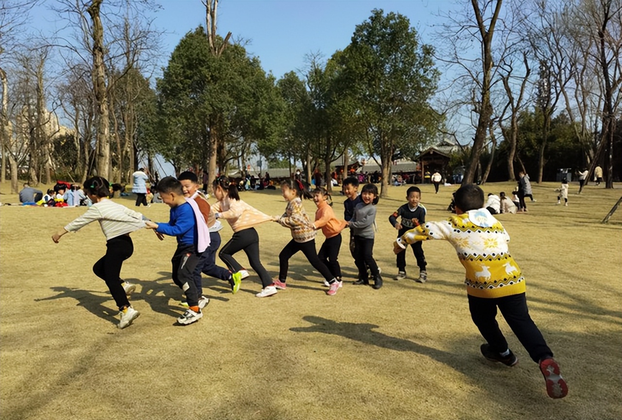 可以和朋友一起玩的手机游戏_80后童年游戏大全_童年经典游戏回忆