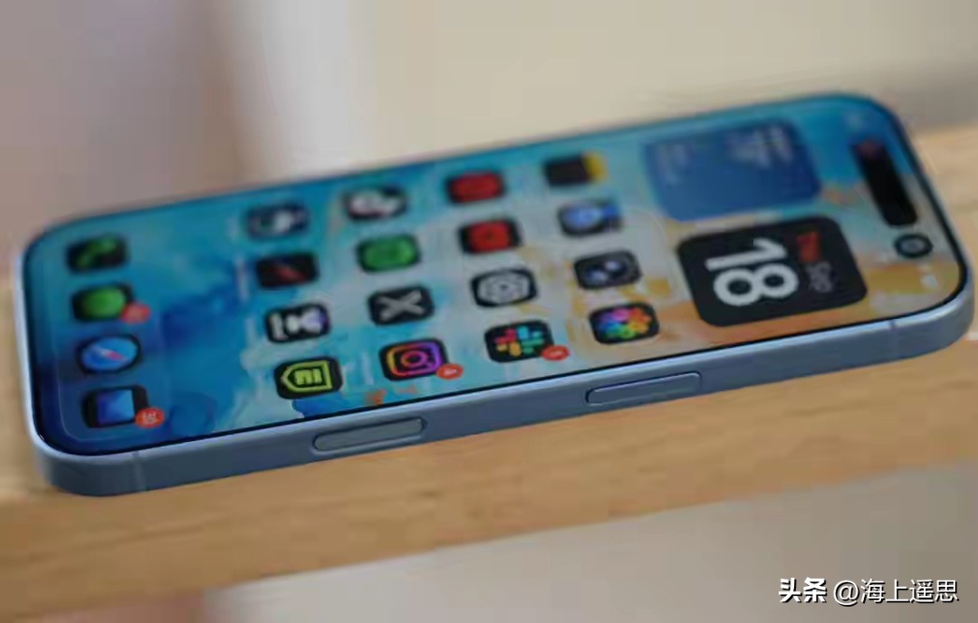 iPhone17屏幕升级_苹果手机上好玩的游戏_iPhone17续航体验