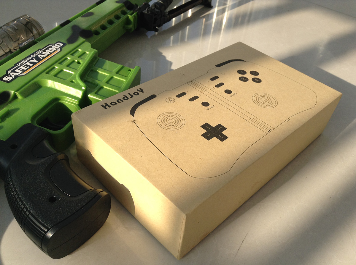 handjoy超薄智能游戏手柄_手机游戏手柄推荐_魂斗罗 手柄玩