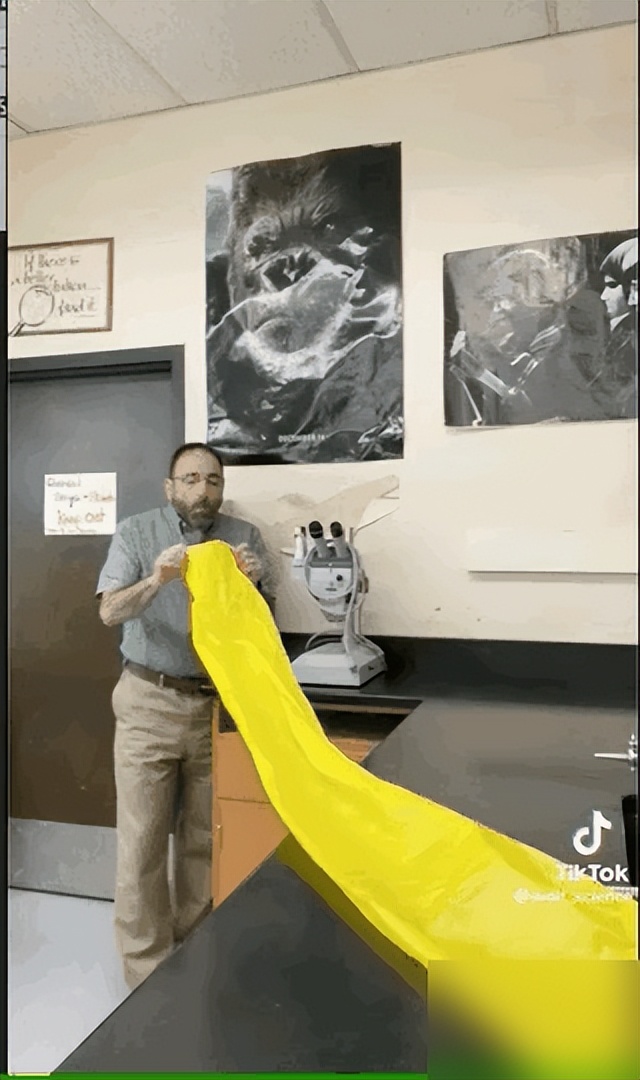 风扇正确摆法降温_伯努利原理生活应用_风扇摆法伯努利原理