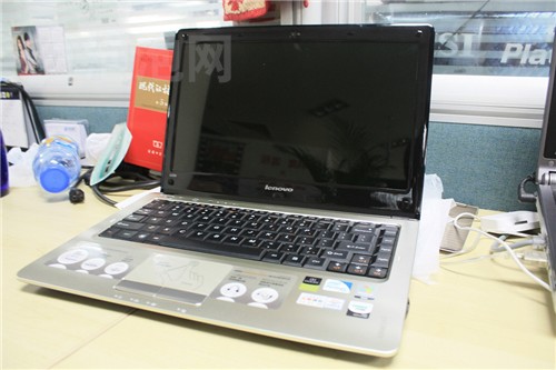 Intel ULV平台笔记本_大型游戏平板电脑推荐_轻薄笔记本电脑推荐