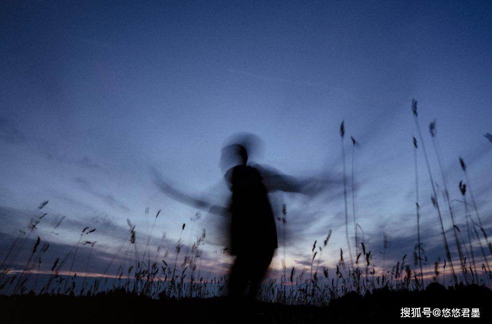 生活逆向思维应用故事_ATM机故障取款奇遇_生活逆向思维故事