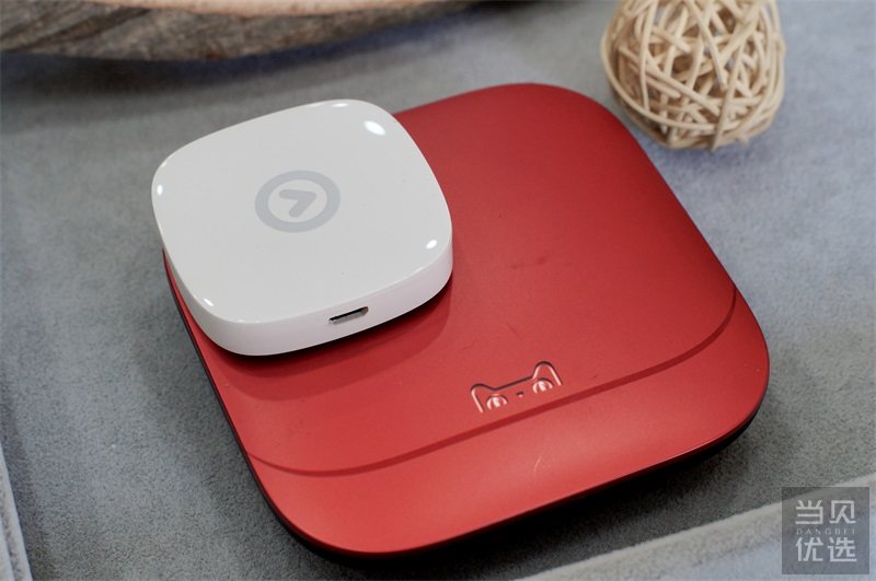 天猫魔投使用方法_智能电视能下载虎牙直播吗_天猫魔投评测