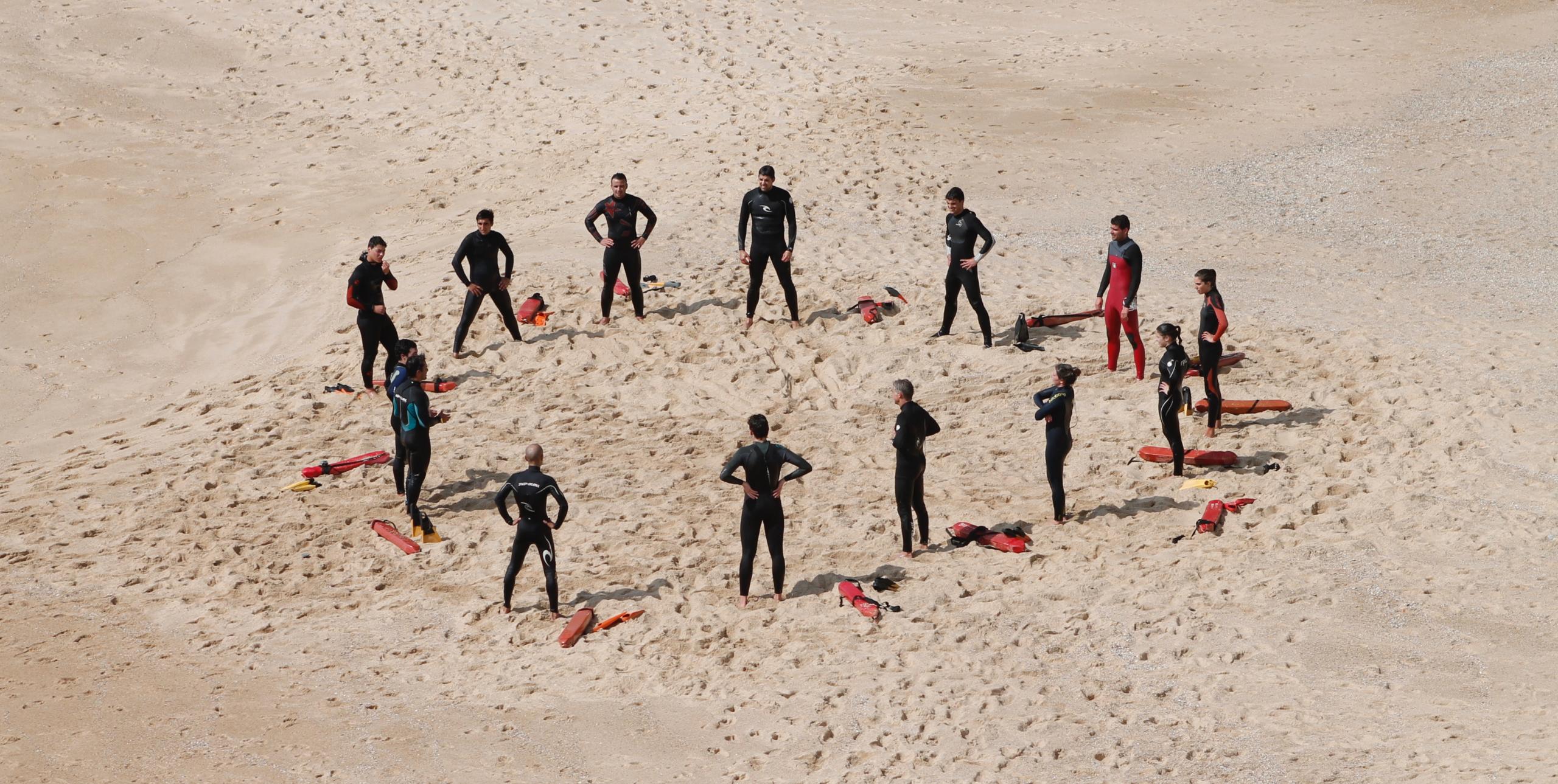 外向的人如何建立广泛人脉圈_人脉圈经验_人脉圈对成功的重要性