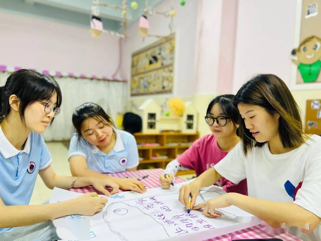 安吉游戏理念下幼儿园教师儿童观_小班幼儿手指游戏教研专题小结_安吉游戏教师培训研讨活动