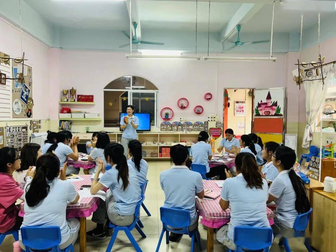 安吉游戏理念下幼儿园教师儿童观_小班幼儿手指游戏教研专题小结_安吉游戏教师培训研讨活动