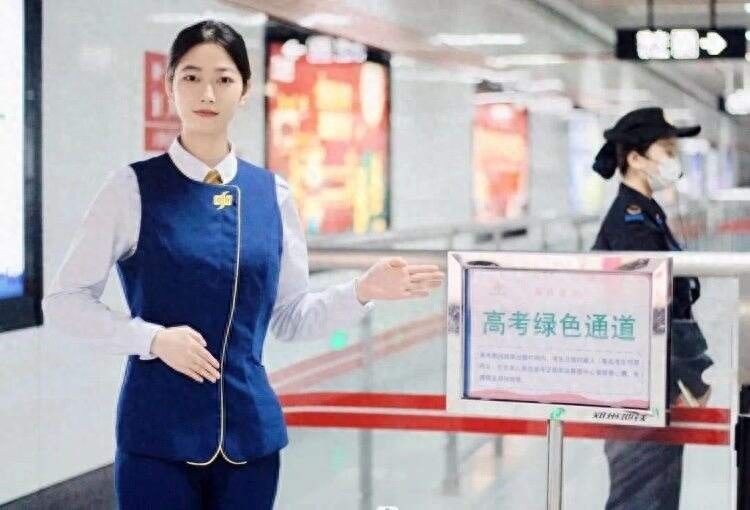 开·云app体育登录入口 考生免费乘坐！6月7日～9日，郑州地铁“爱心助考·‘晶’心为您”主题活动上线