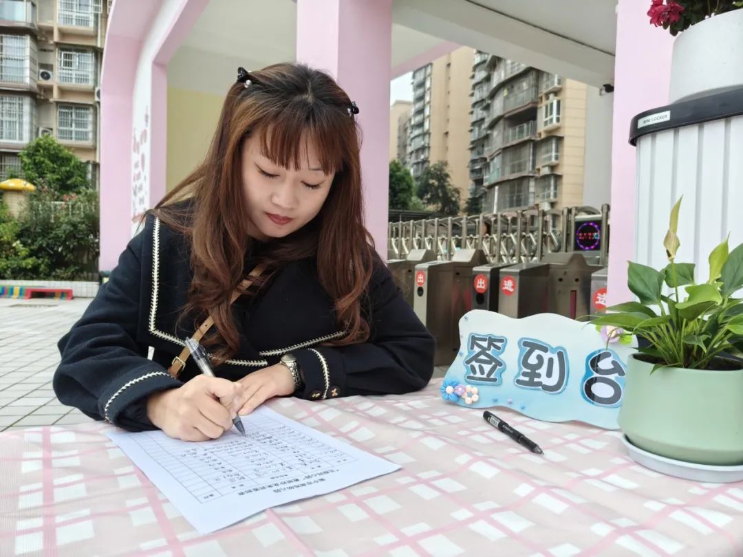 幼儿园早操编排技巧_校园文化建设研讨_小班幼儿手指游戏教研专题小结