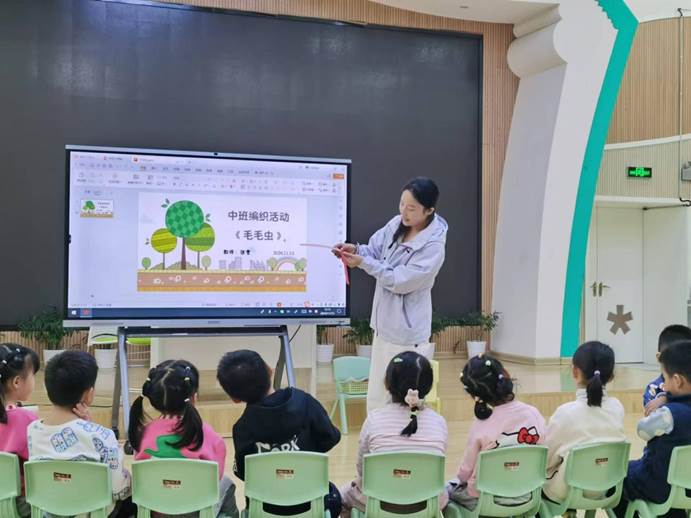 基于美育浸润视角下幼儿手工编织活动_幼儿手工编织活动_小班幼儿手指游戏教研专题小结