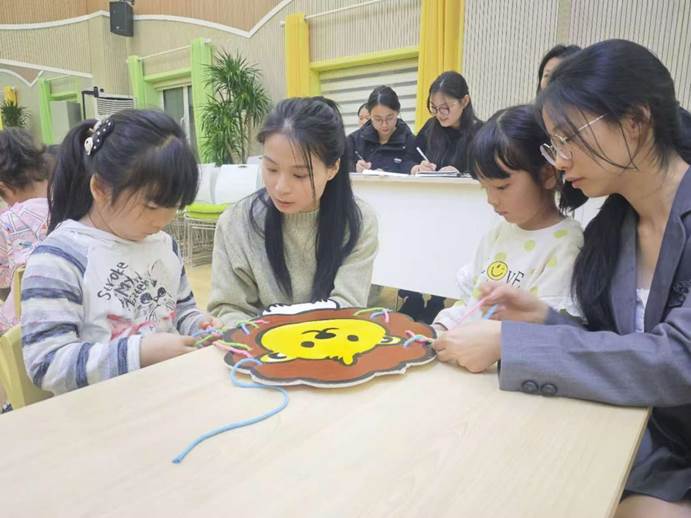 幼儿手工编织活动_基于美育浸润视角下幼儿手工编织活动_小班幼儿手指游戏教研专题小结