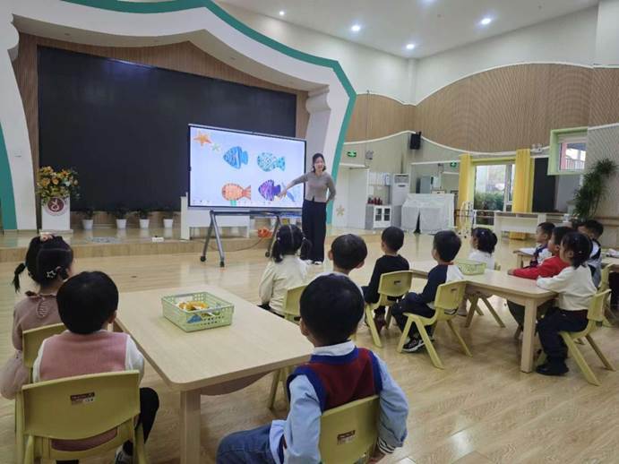 小班幼儿手指游戏教研专题小结_幼儿手工编织活动_基于美育浸润视角下幼儿手工编织活动