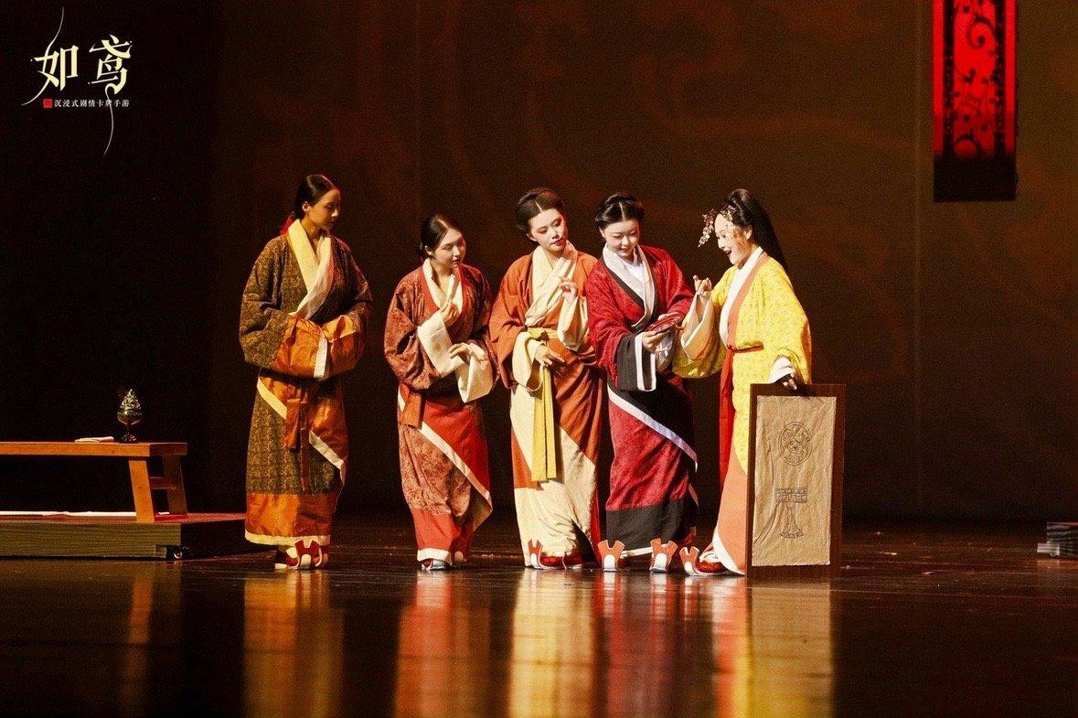 二次元游戏专题_中国二次元游戏赛道升温_二次元游戏大作版号获批上线运营