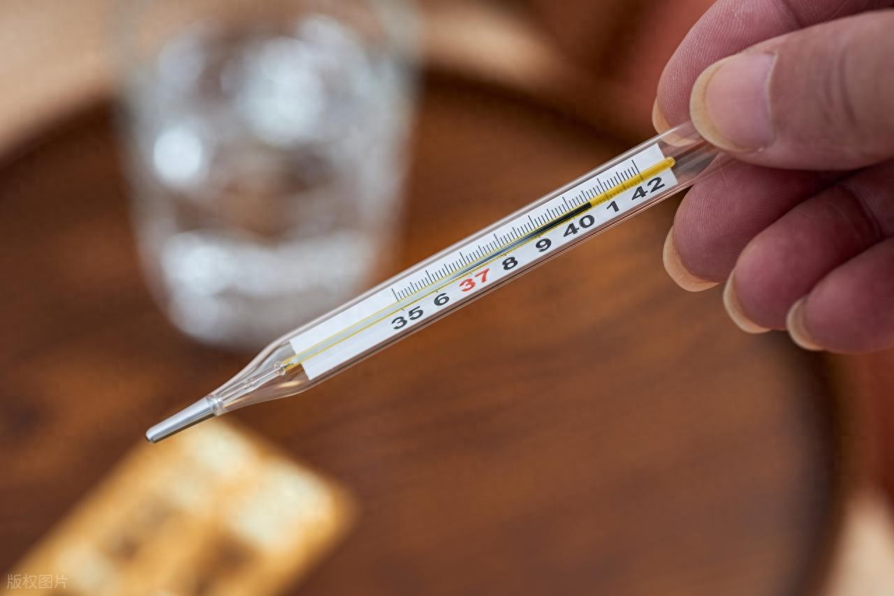 云手机网页版 艾滋病发出的第一个信号，往往在皮肤上？皮肤出现这些症状要注意