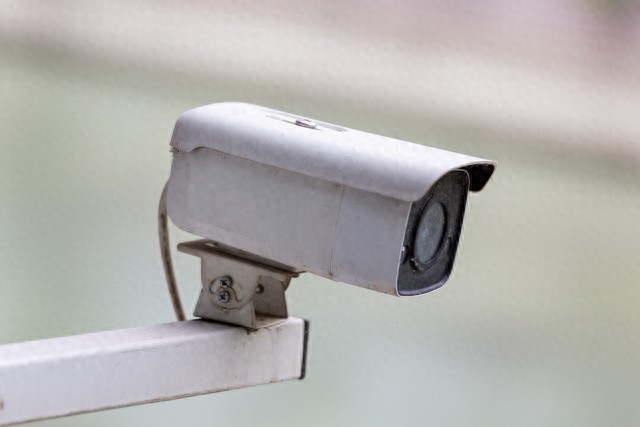 kiayun手机版登录.v1008.点进白给你1888.中国 旧手机秒变监控摄像头！0元实现24小时家庭安防，小偷看了都绕路