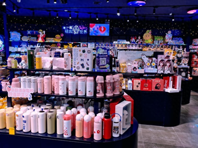 kiayun手机版登录打开即玩v1011.玩看我最新关网.中国 都是互联网的错？改变认知，拥抱科技才会拥有未来！